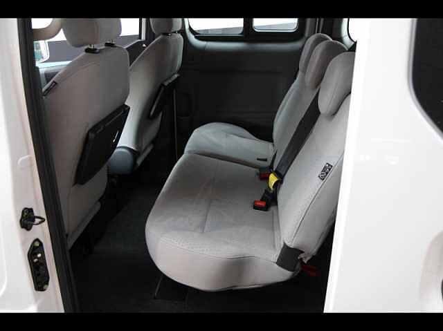 Nissan Evalia e-NV200 Connect Edition 5 places